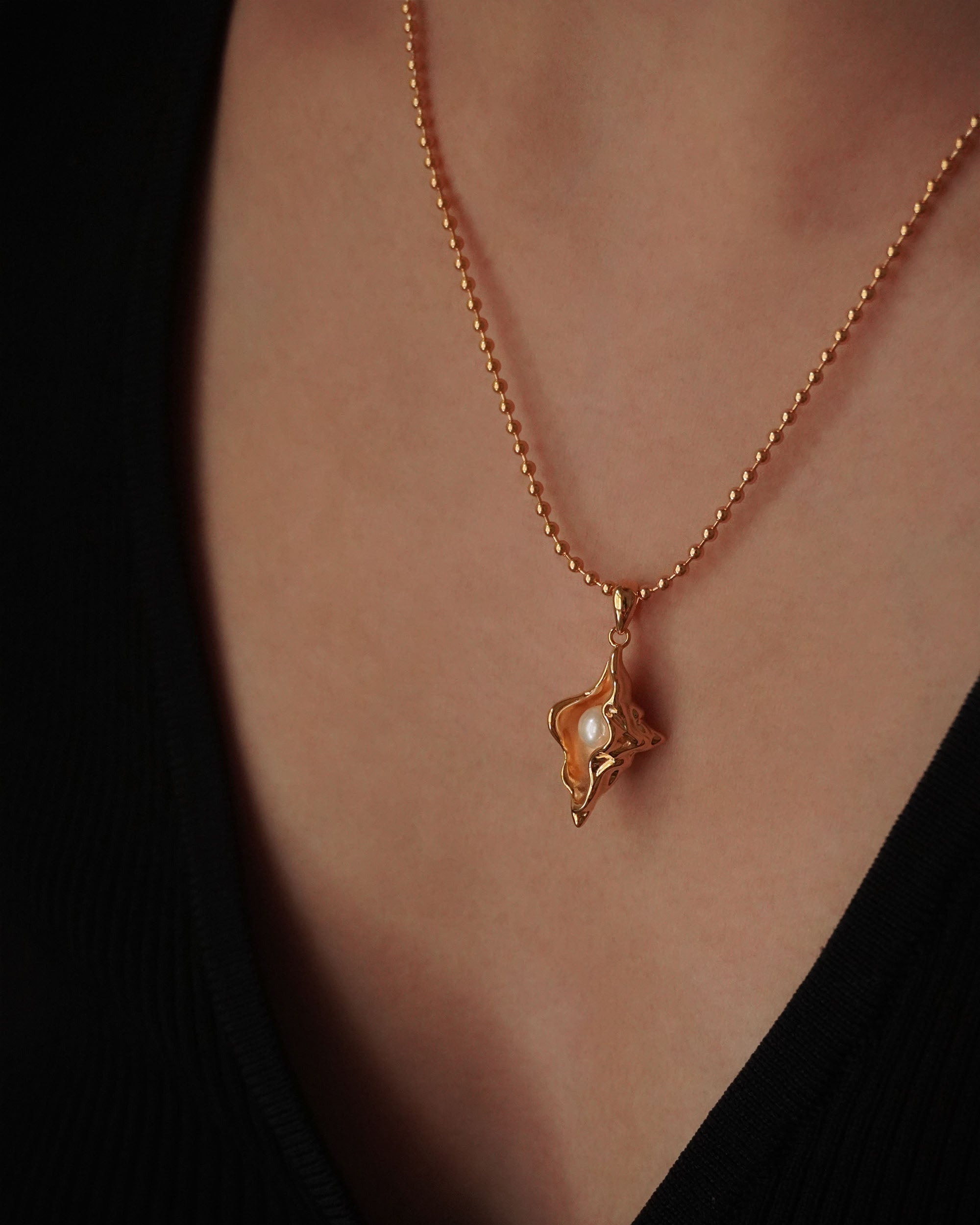 Sora Conch Pearl Necklace - Gold