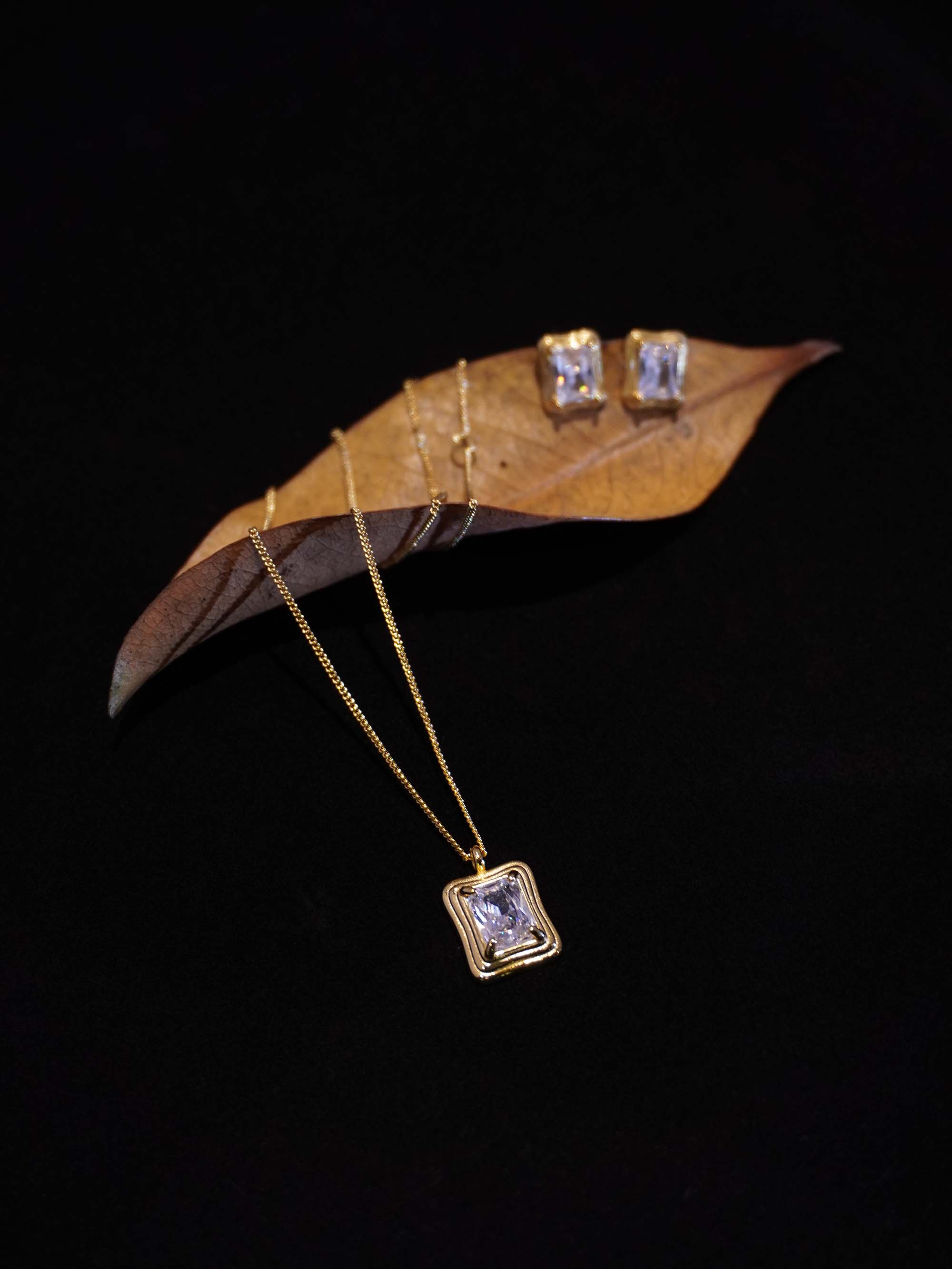 Stella Emerald Zirconia Necklace - Gold