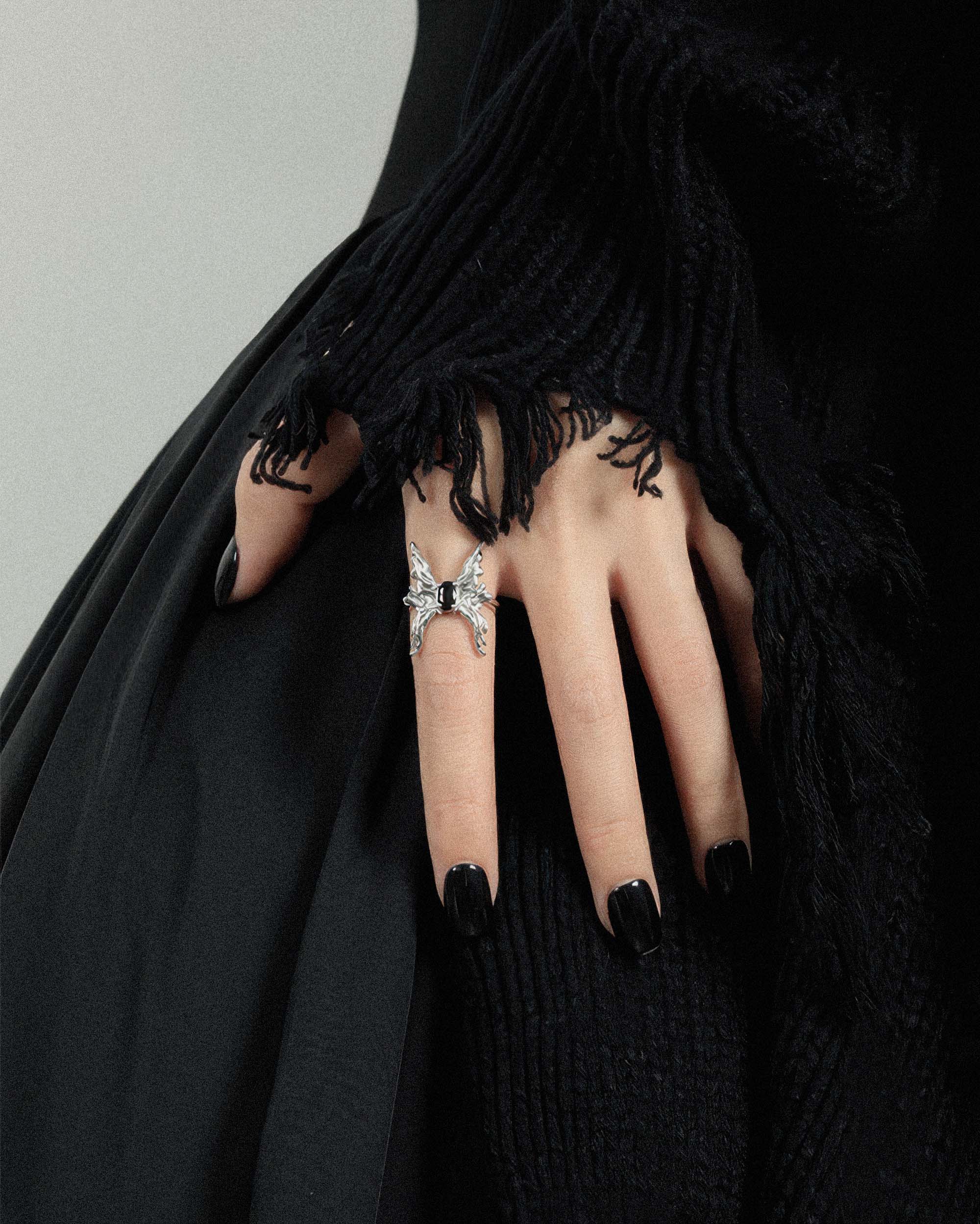 Yareli Butterfly Ring with Black Zirconia
