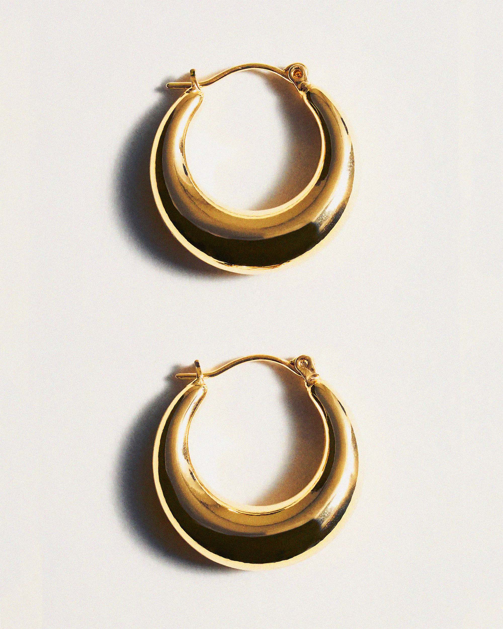 Odelia Bold Hoop Earrings - Silver