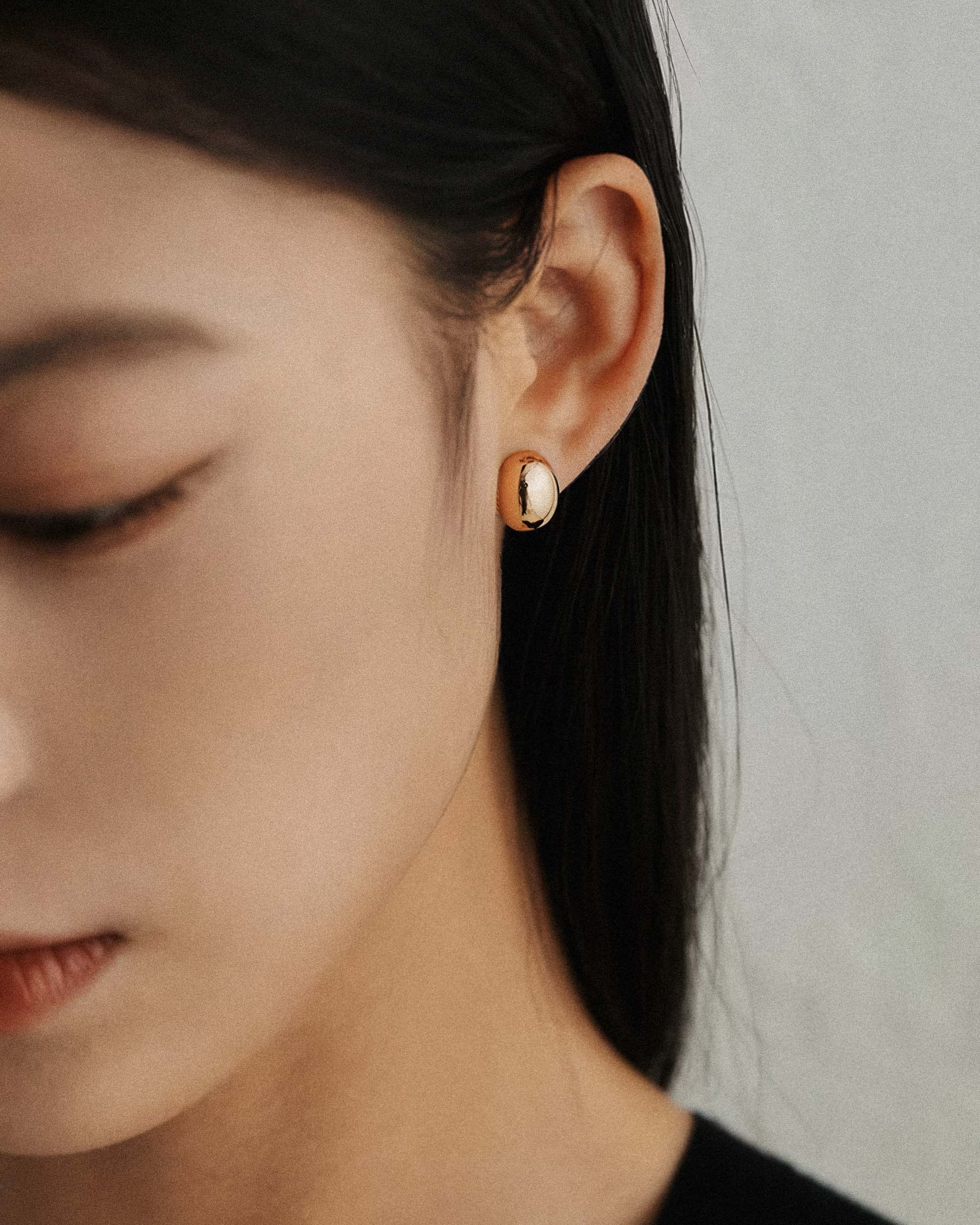 Dome Egg Stud Earrings - Gold