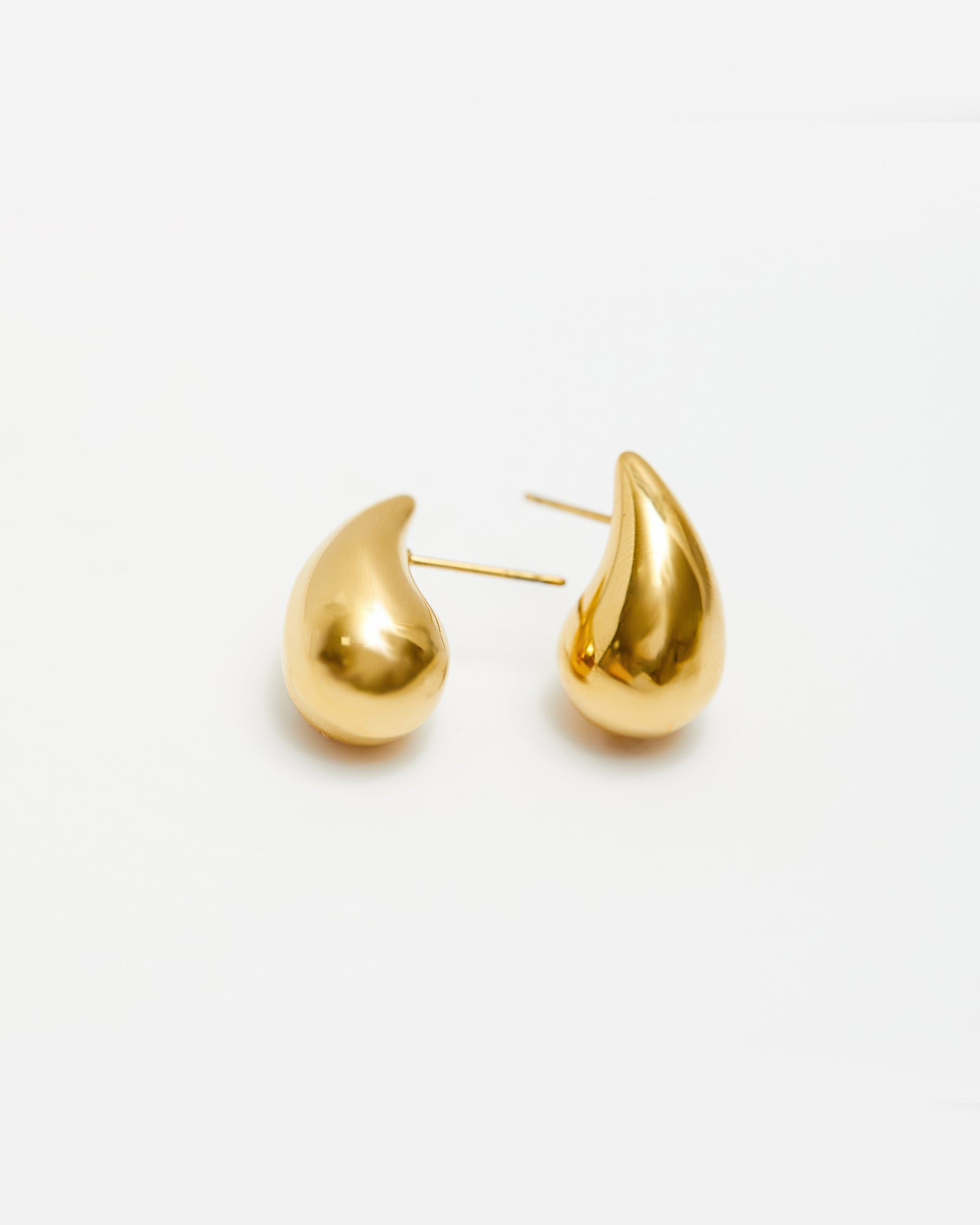 Belva Teardrop Stud Earrings - Gold