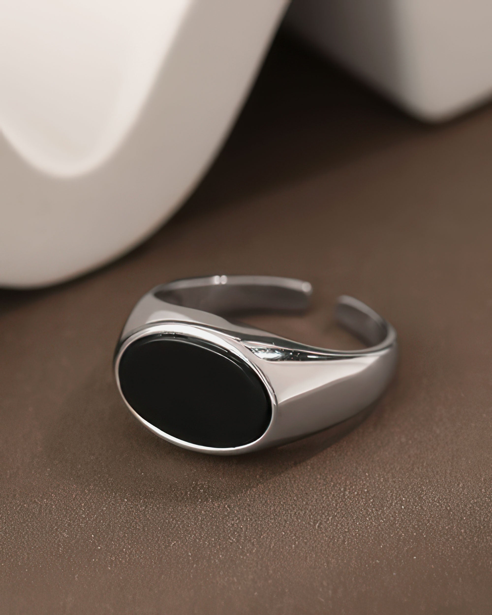 Kuro Black Onyx Signet Ring
