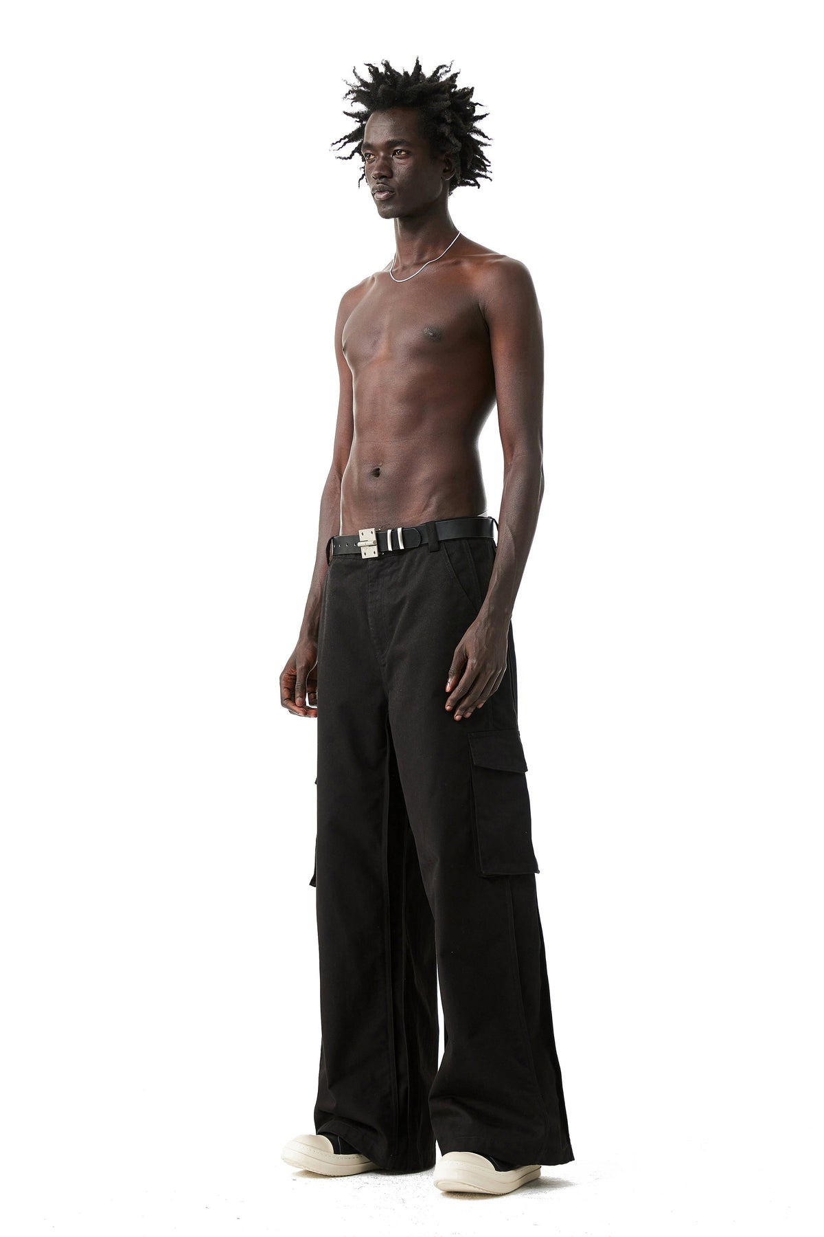YJ Iron Logo Cargo Pants