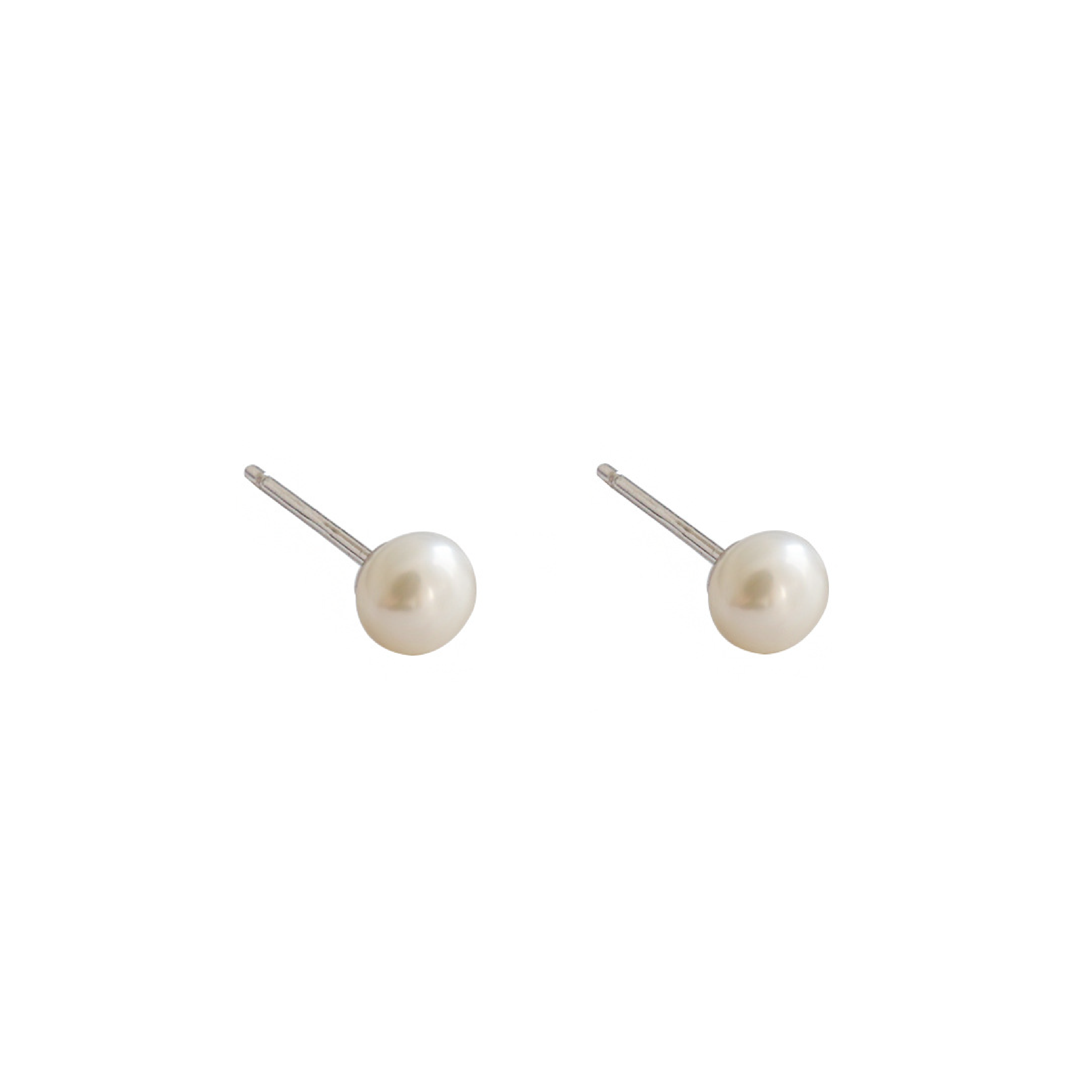 Classic Pearl Studs - 4.5mm/6mm