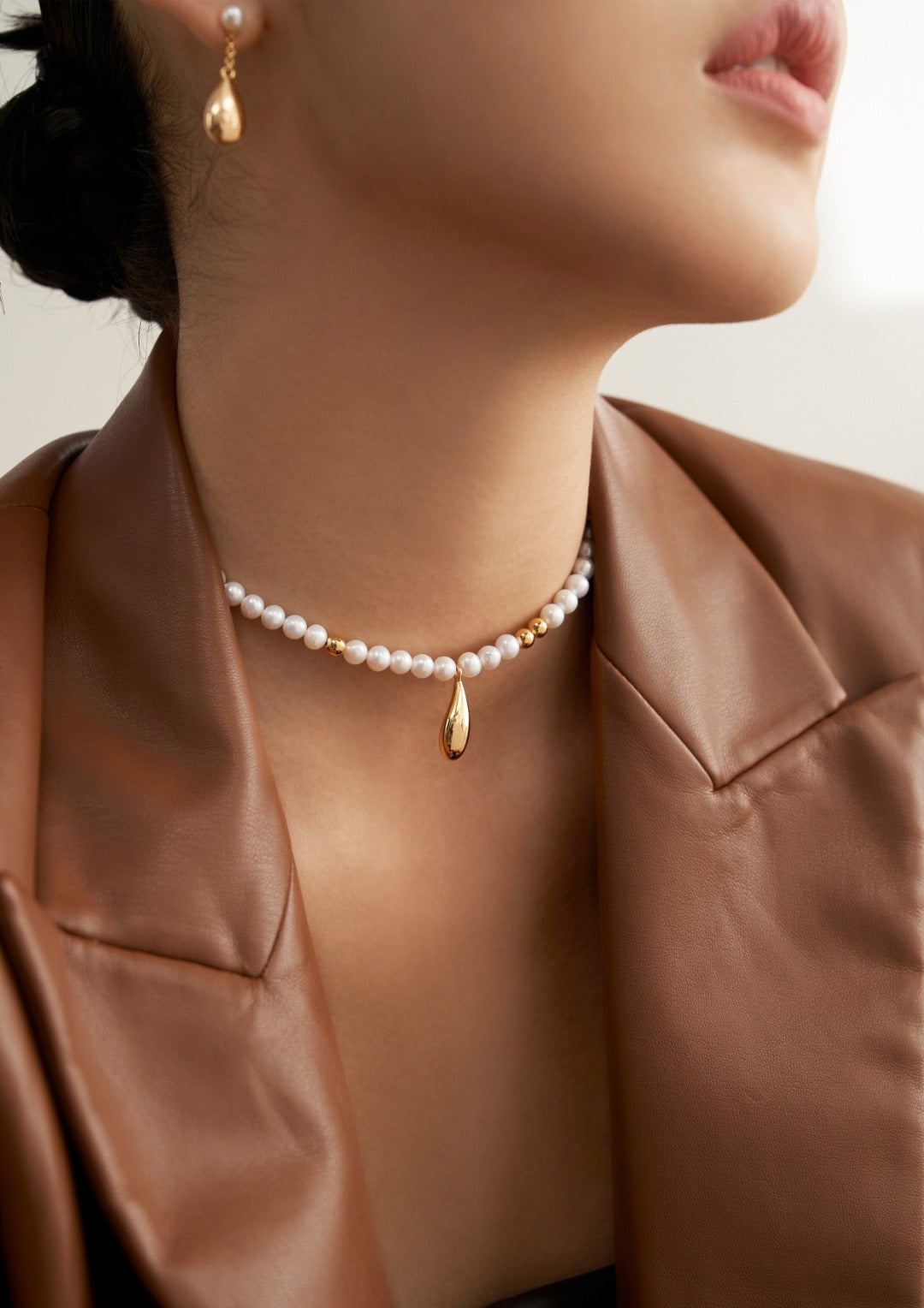 Aurelia Raindrop Pearl Necklace