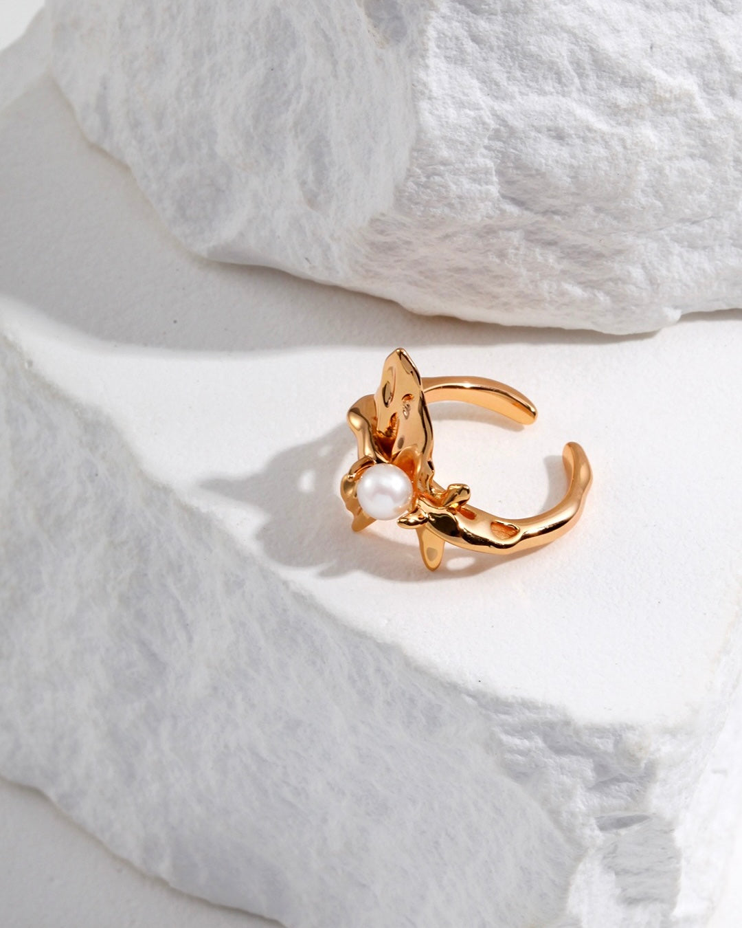 Clara Pearl Ring - Gold