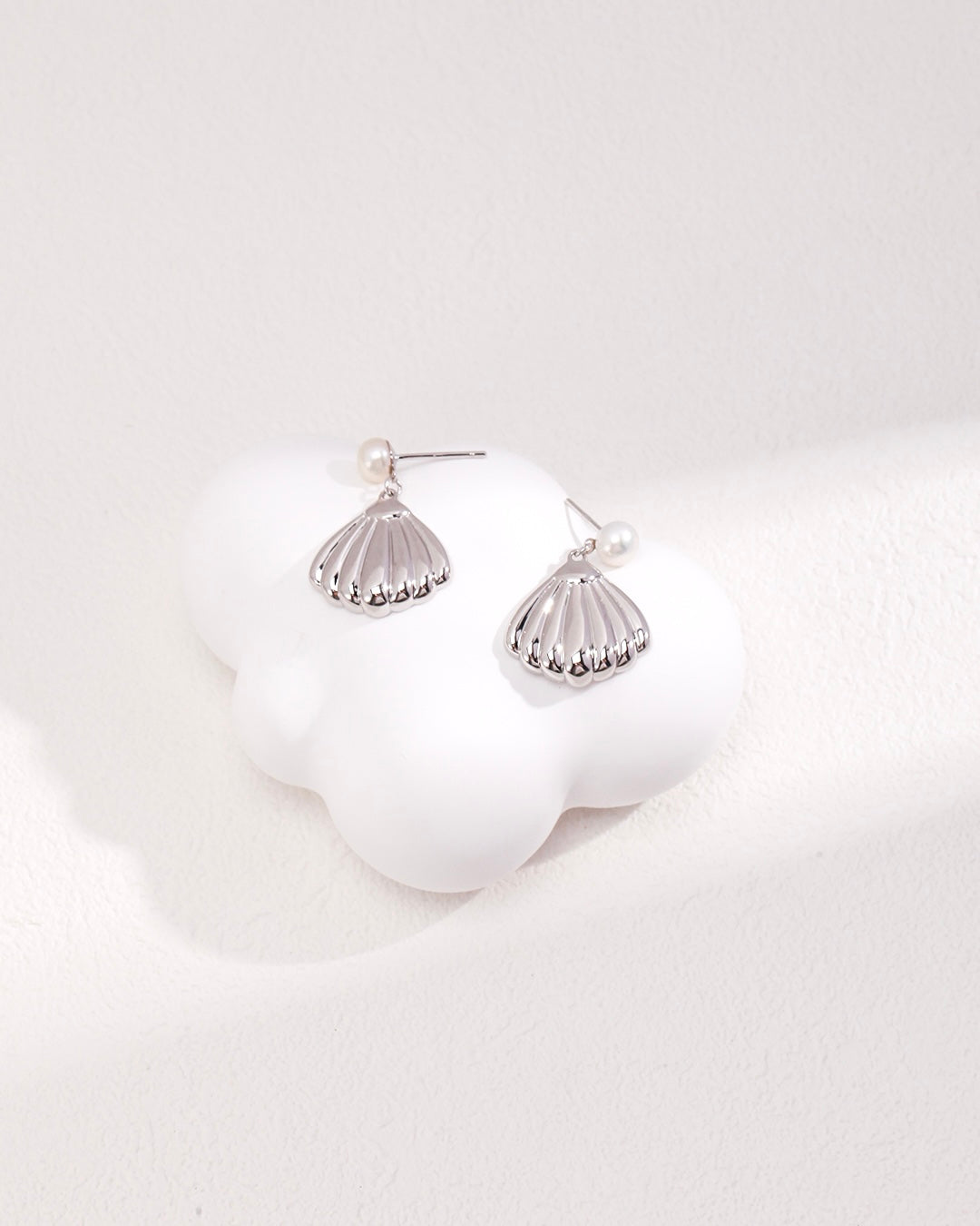 Ariel Dangly Shell with Pearl Earrings - Silver