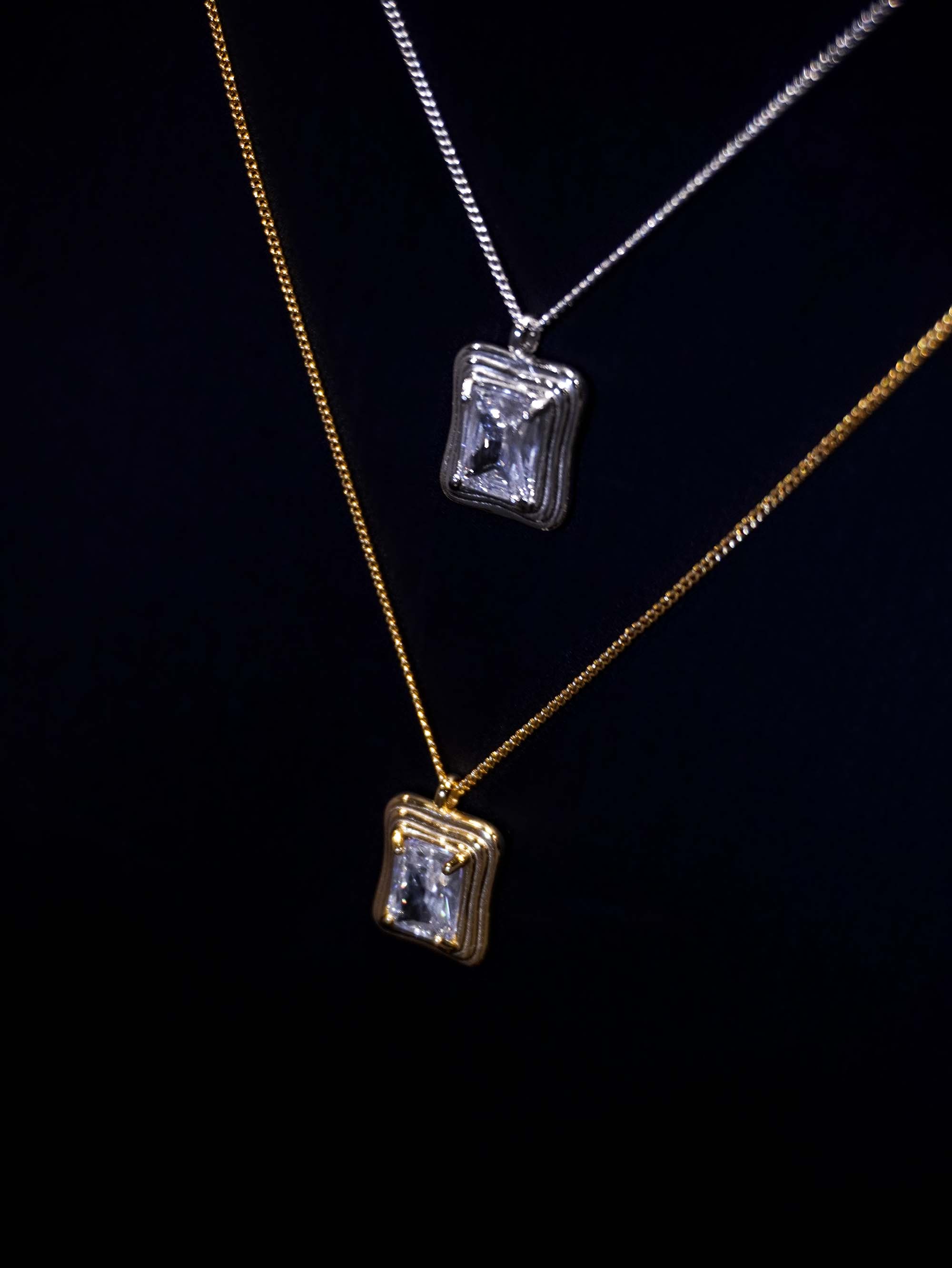 Stella Emerald Cubic Necklace -Silver