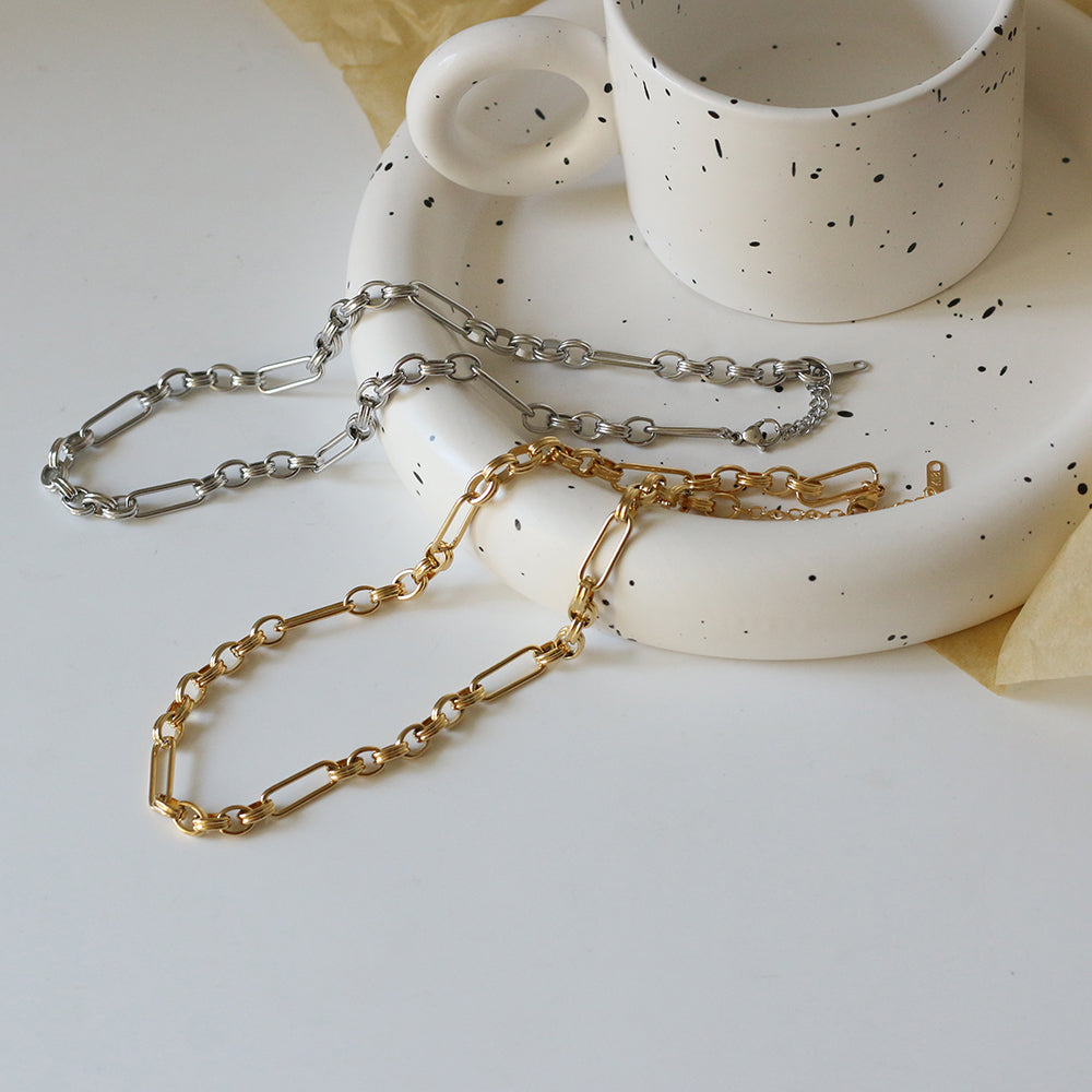 Monika Chain Necklace - Gold